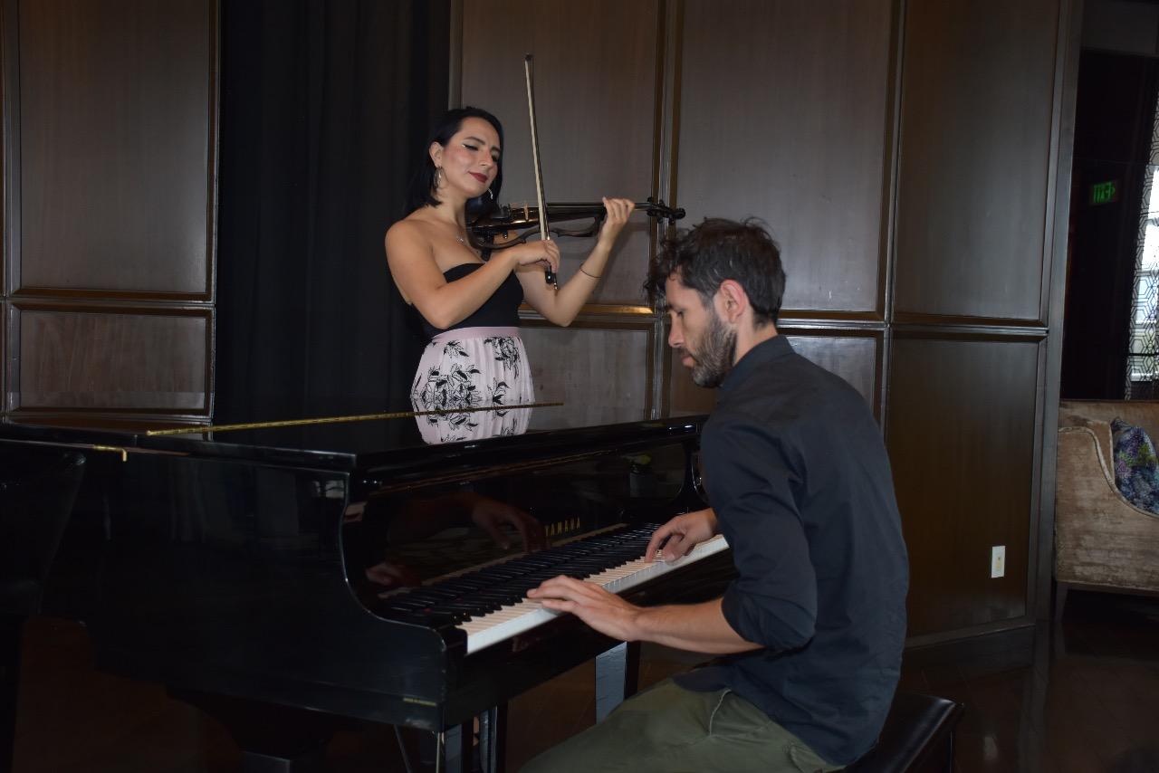 Piano y violín de Symphomania